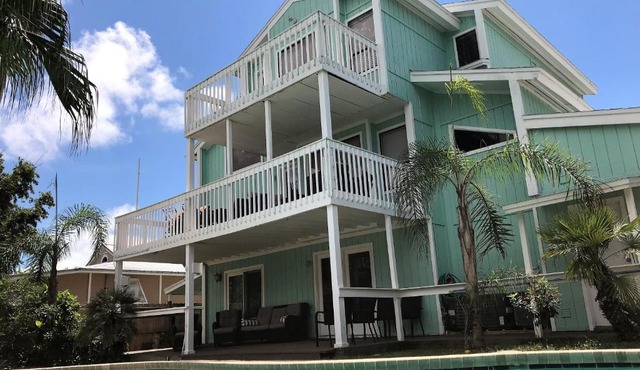 Beach Retreat in Bethune Beach