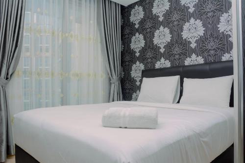 Best Price Studio Apartment at Gold Coast By Travelio