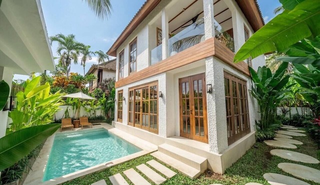 Brand New Oasis Villa, Large Pool, Central Ubud in Kabupaten Gianyar
