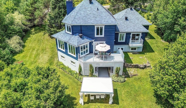 Breathtaking Sutton Mountain Views in Sutton