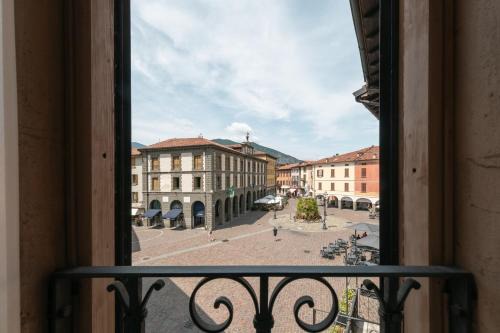 Central square in Iseo