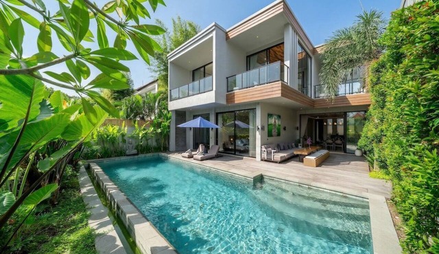 Chic 4BR Villa w/Private Massage Room & Huge Pool in Badung Regency