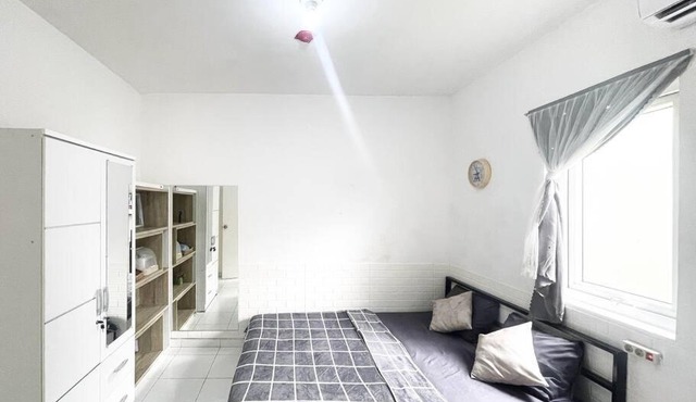 Cool Cozy Fresh room nearAirport in Teko