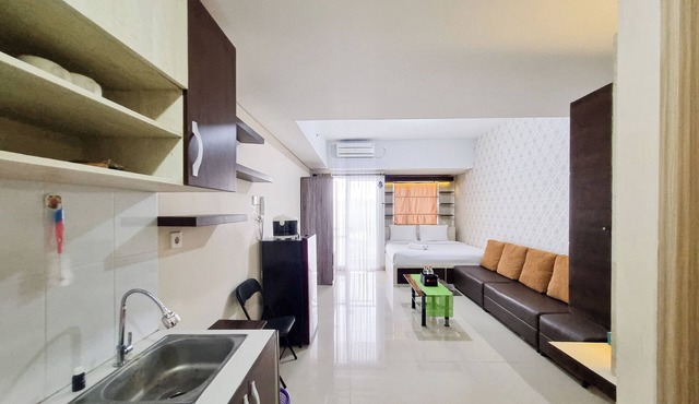 Cozy and Good Place Studio at Taman Melati Sinduadi Apartment