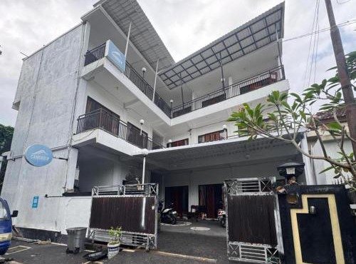 Cozzy Canggu 77 Guest House in Canggu
