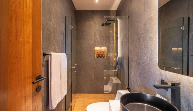 Deluxe 2-Bedroom Tropical Haven in Seminyak with Pool & Designer Interiors