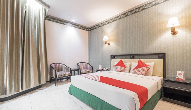 Deluxe Beachside Stay at Losari