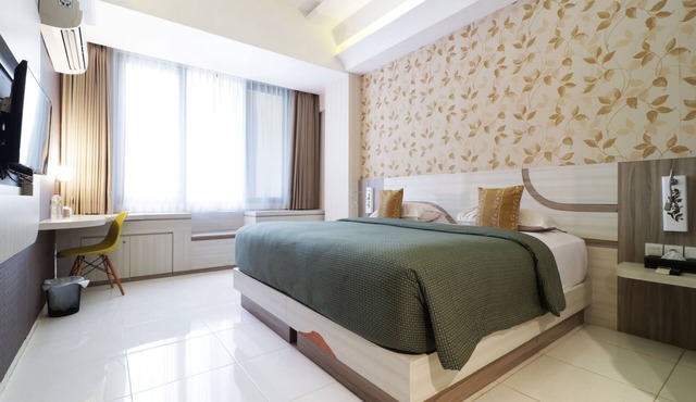 Dewarna Hotel & Convention