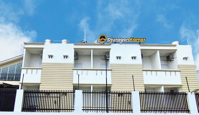 Djuragan Kamar Macan Kumbang in Palembang