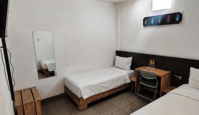 Duo Legian Hotel in Legian