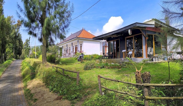 Elen Homestay by ABM
