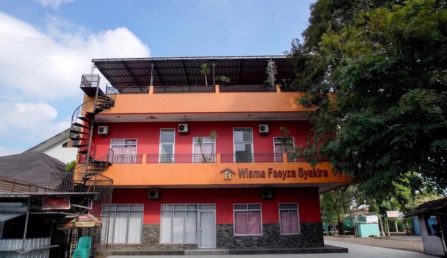 Faeyza Syakira Cozy Double in Palembang