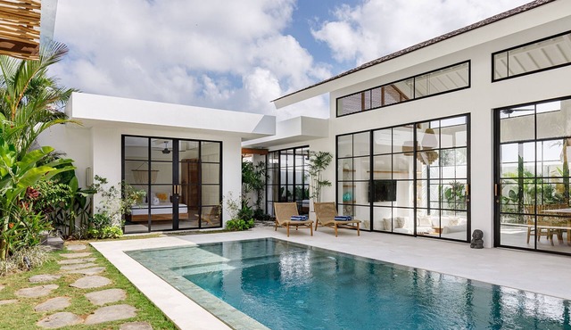 Family Nest 4-Bedroom Villa with private pool