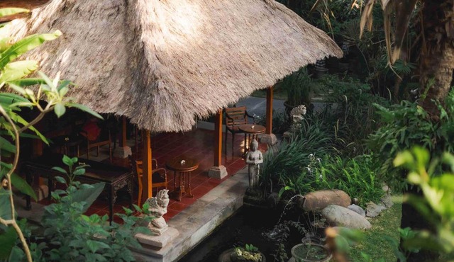 Fourteen Roses Boutique Hotel, Kuta in Legian