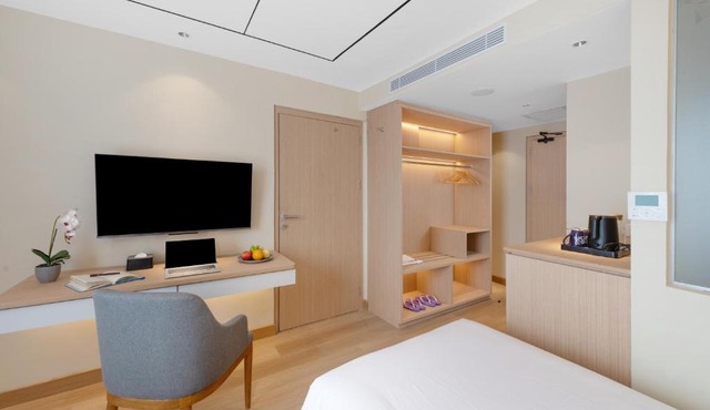FOX Lite Hotel Majalaya in Bojong
