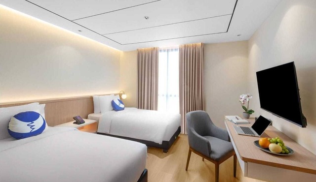 Fox Lite Hotel Majalaya Bandung in Majalaya