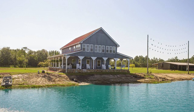 Georgia Cabin Escape on 500 Acres in Nashville
