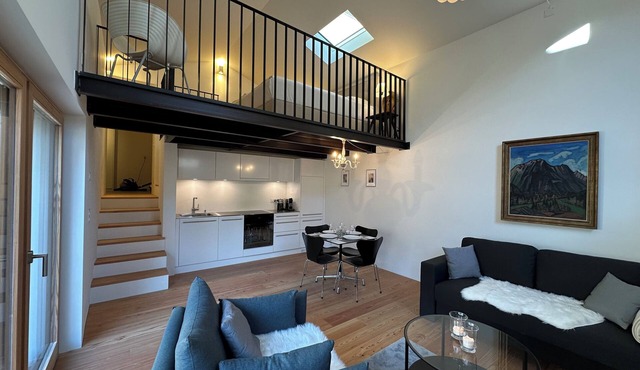 Giardin Apartment: Garden Bliss, Wellness, and Historic Elegance in Zuoz