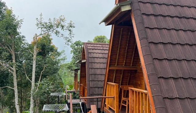 Giri Luwih Villas and Glamping in Gitgit