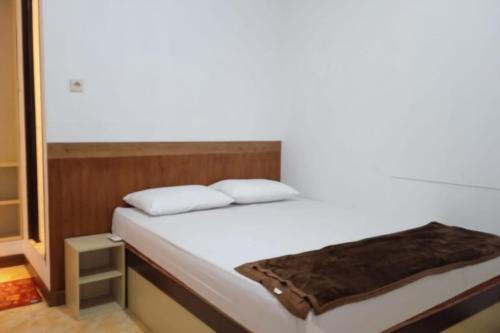 Gorland Hostel Syariah near GOR Satria Purwokerto RedPartner in Purwokerto