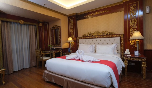 GRAND ORCHID HOTEL SOLO