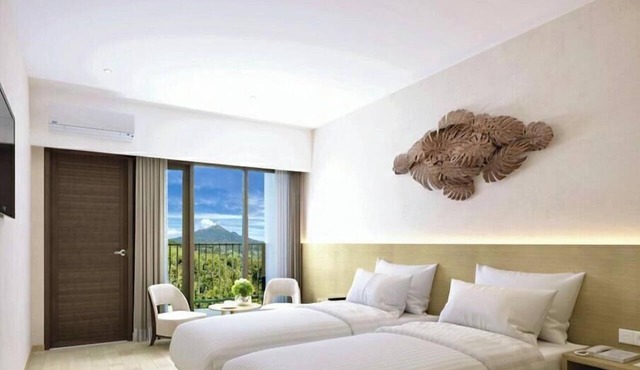 Grand Whiz Hotel Trawas