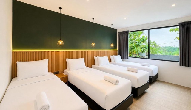 Guru Giri Forest Cabin 2BR 8 Pax in Srimulyo