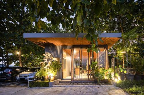 Guru Giri Forest Cabin 2BR 8 Pax with Breakfast