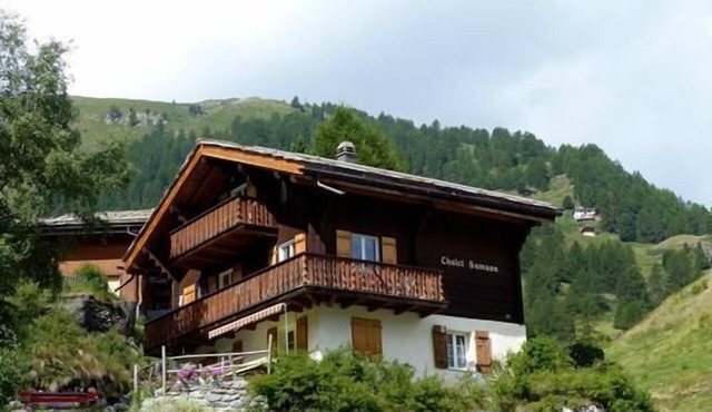 Holiday flat with mountain views above Zermatt in Zermatt