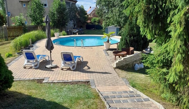 Holiday home with private pool in a quiet location in Hainichen