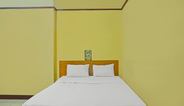 Hotel O Adam Kost SyariahNearWisata Jembatan Barito in Alalak