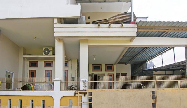 Hotel O Flamboyan 25 Homestay Syariah in Pekanbaru