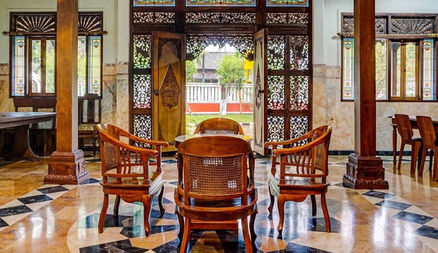Hotel O Griyo Werdiningsih