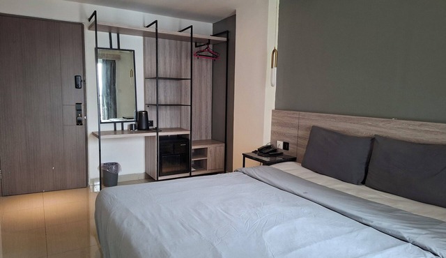 Hotel O near Tebet Eco Park formerly Gri