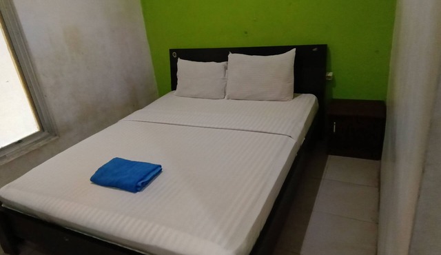 Hotel O Wisma Parakita Syariah Near RS Faisal Patalasang