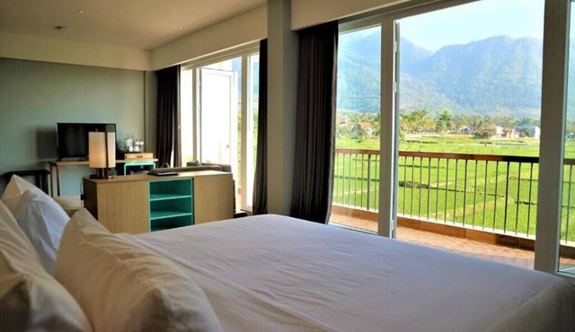 Hotel Santika Garut in Garut