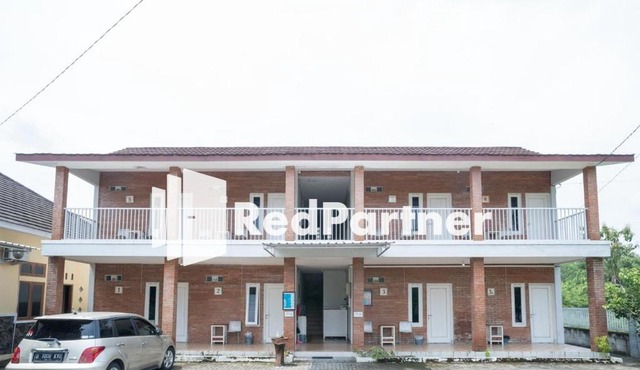 House Acasia Syariah near Universitas Aisyiah Yogyakarta Mitra RedDoorz