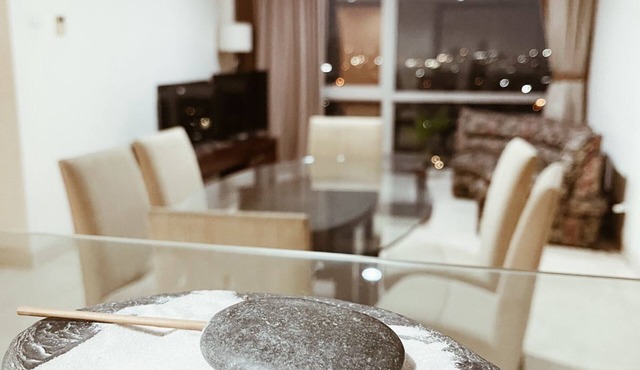 Cozy Luxury Condo in City Central