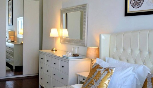 Luxurious 2-Bedroom Top Floor Condo at Jakarta Old Town
