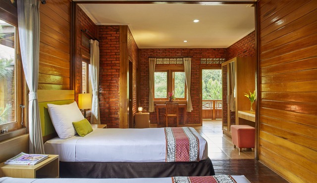 Jambuluwuk Convention Hall & Resort Puncak
