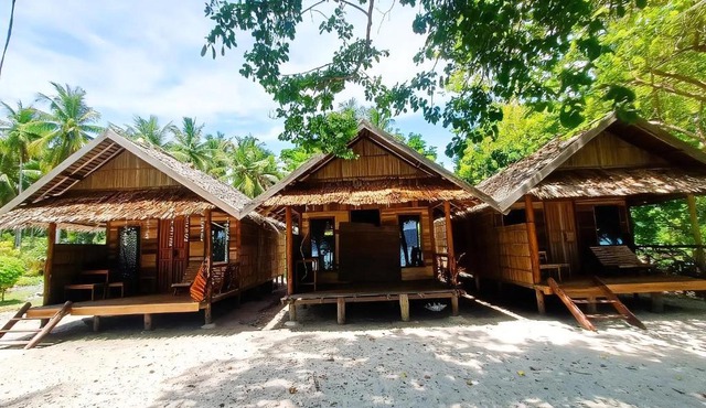 Kemmi Homestay Raja Ampat in Merpati