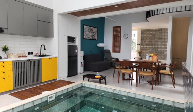 Kyoto House - Kota Baru Parahyangan, with Indoor Warm Water Pool, Onsen Style, Near Whoosh and Parahyangan Golf