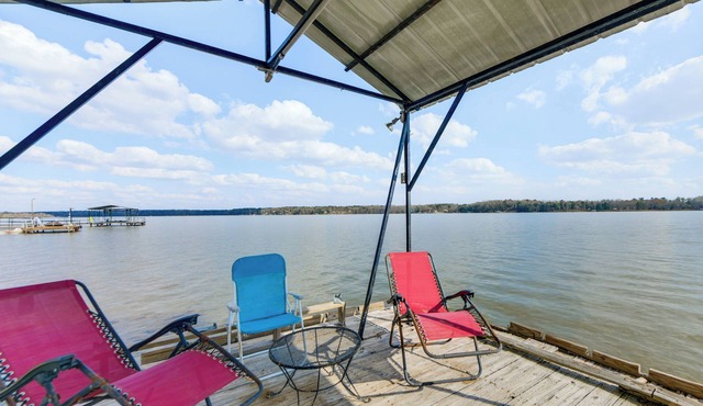 Lakefront w/Dock, Detached Studio, Fire Pit! in Georgetown