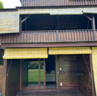 Lakey Peak Gorilla Villa - Grass Level Garden View Suite