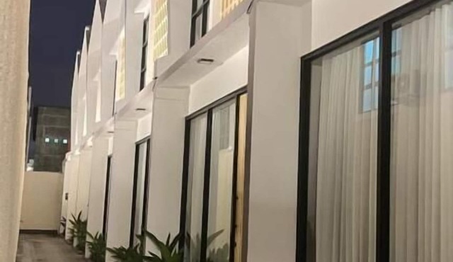 Lodjisvarga Villa Jogja