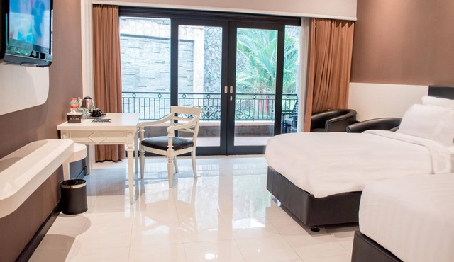 Luminor Hotel Jember by WH