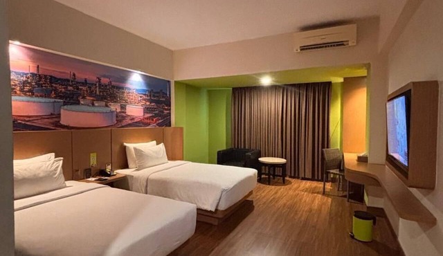 MaxOne Dumai in Dumai