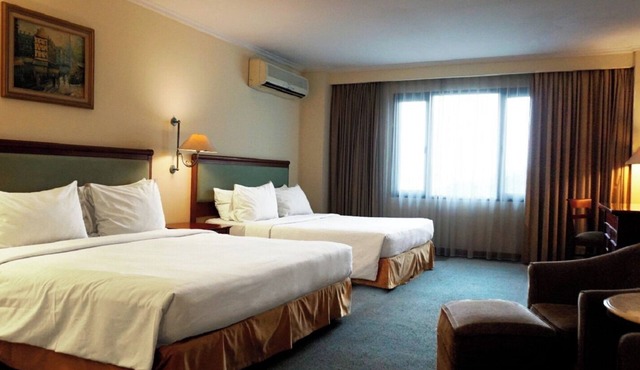 Mega Anggrek Hotel & Convention