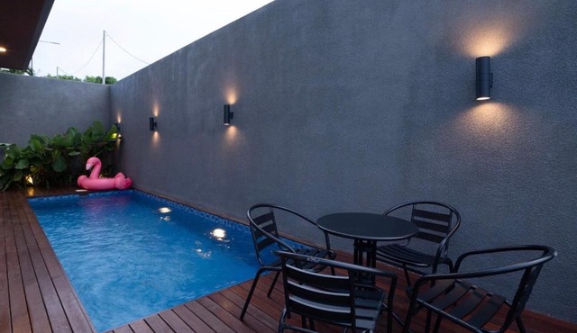 Modern 2BR Private Pool Villa with Rooftop-Nusa Dua