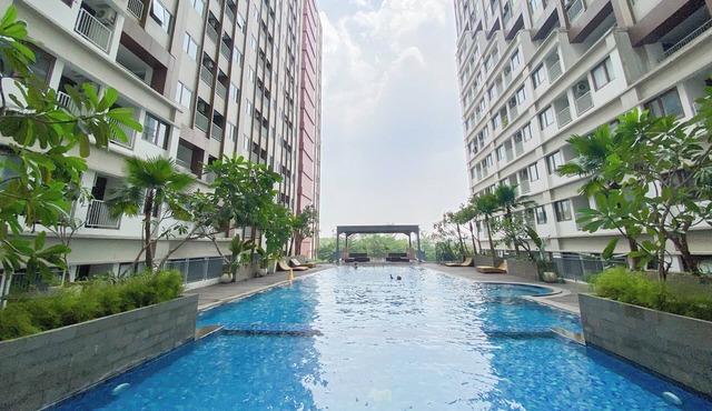 Modern Look Studio Apartment at LRT City Jatibening